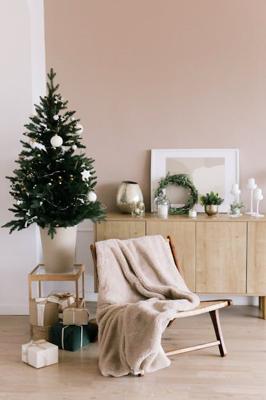 How to Style Neutrals All Year