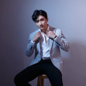 Modern Fit Poplin Shirt